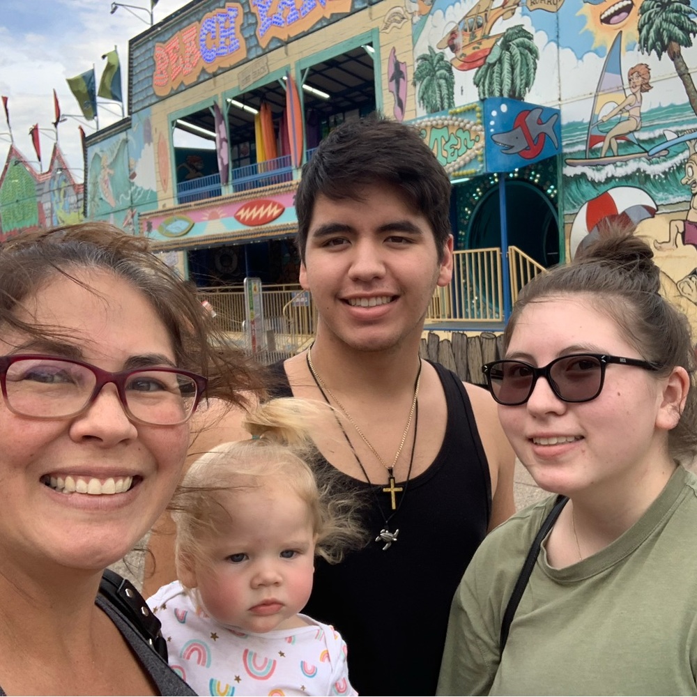 Meet your Posher, Kim